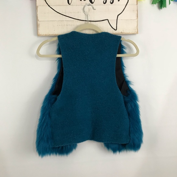 Karen Kane Faux fur Vest - Picture 5 of 5